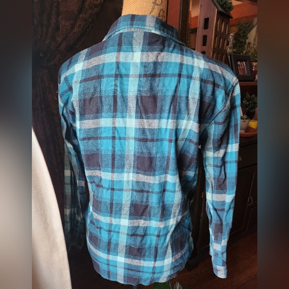 Old Navy Boy's Casual Blue and Black Plaid Shirt - Picture 2 of 3